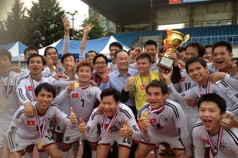 第六届ICFOOD杯越南留学生足球赛在韩国举行